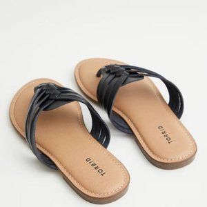 BLACK FAUX LEATHER BRAIDED FLIP FLOP (WW)